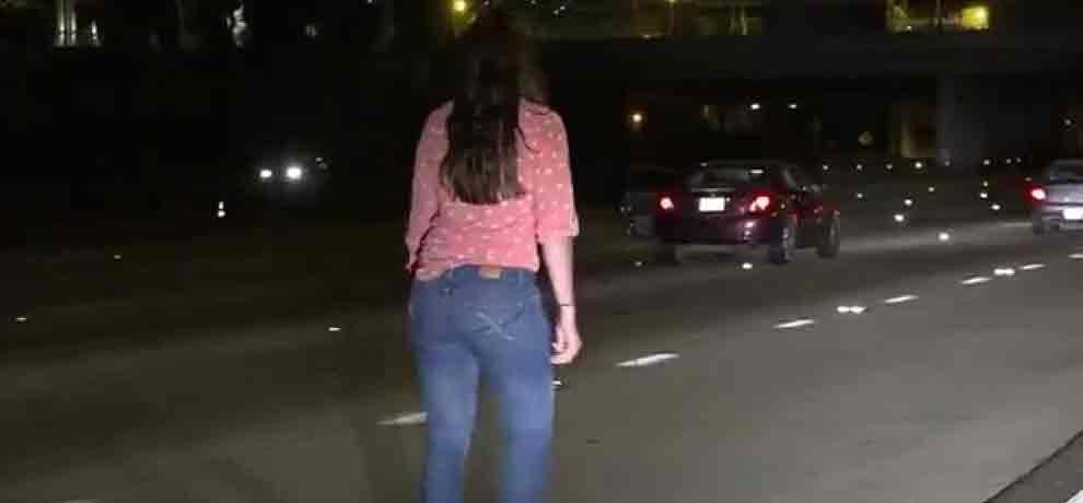 Two young women drunk Pump worker kills, robbery cash