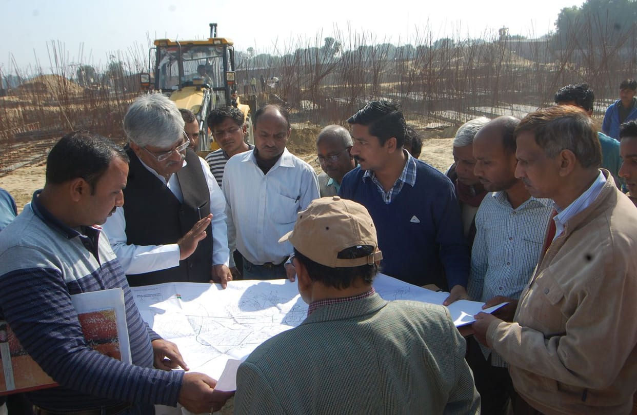 Yet throughout the year there will be just water pipeline to enter the city were dug