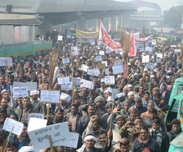 panchayati raj sweepers protest in lucknow