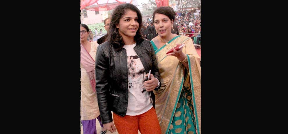 kamya punjabi sakshi malik attended annual function 