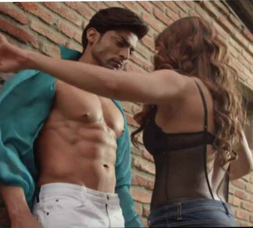 sana khan mother upset with her intimate  scene