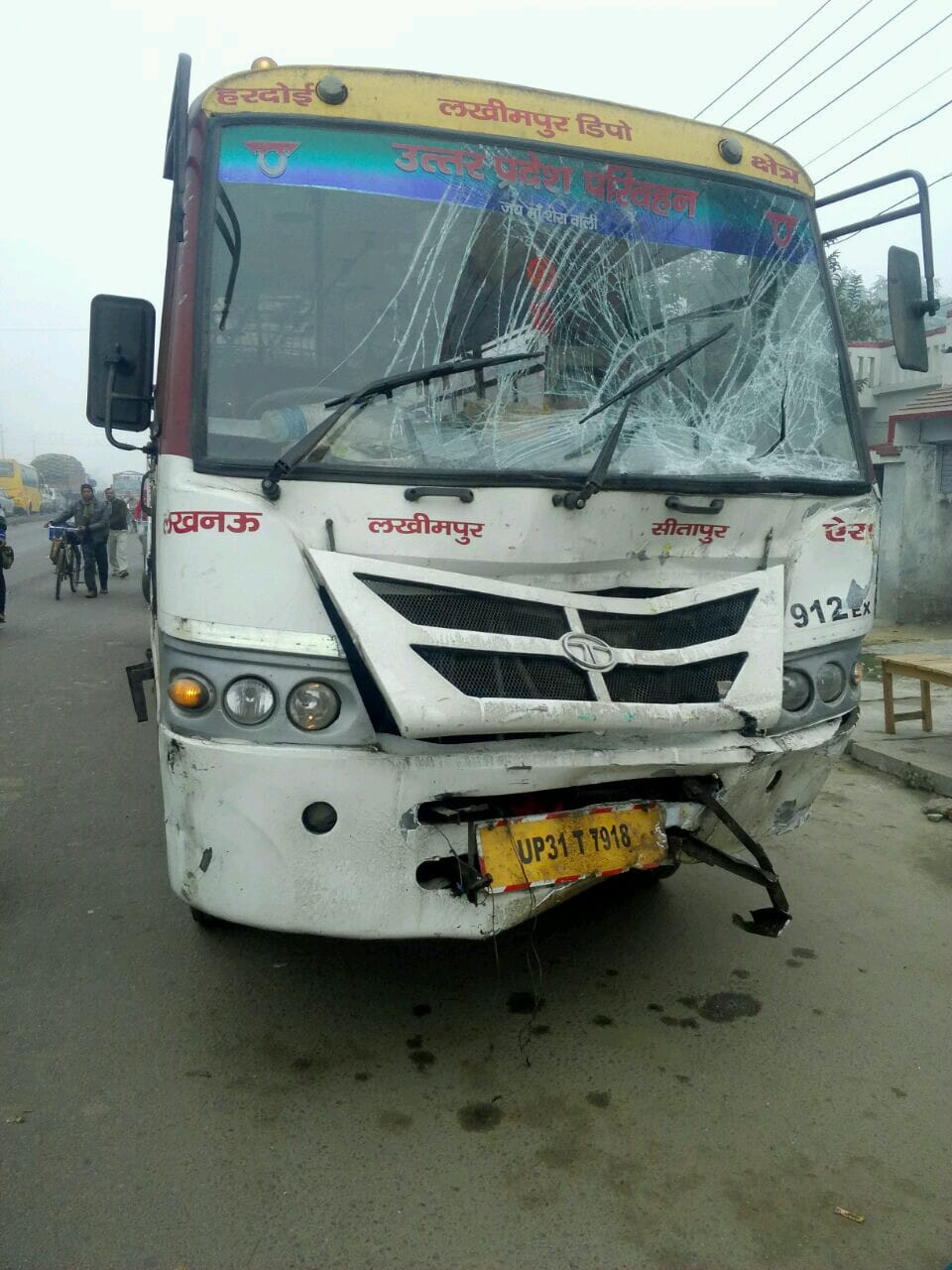 road accident in lucknow madiyaon area