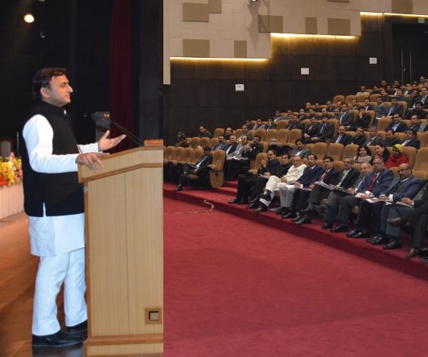 akhilesh yadav in IAS week.