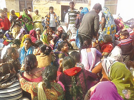 Class IV employee's death in mysterious circumstances