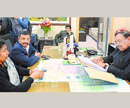  lawyers beat pcs officers in Lucknow.