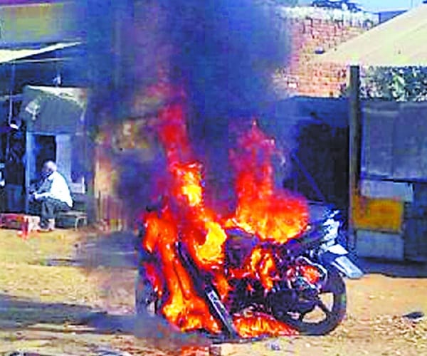  cash crisis in uttar pradesh.
