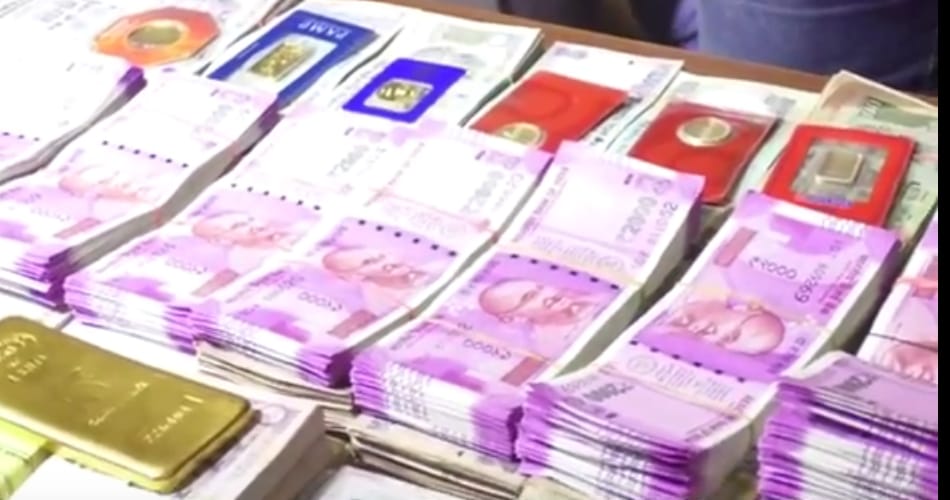 ED raid on maharaja tailor house, 30 lakh currency and 2.5 kg gold found