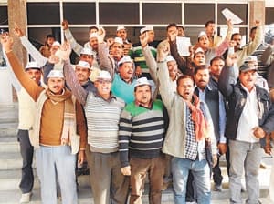 demonstration in majhanpur