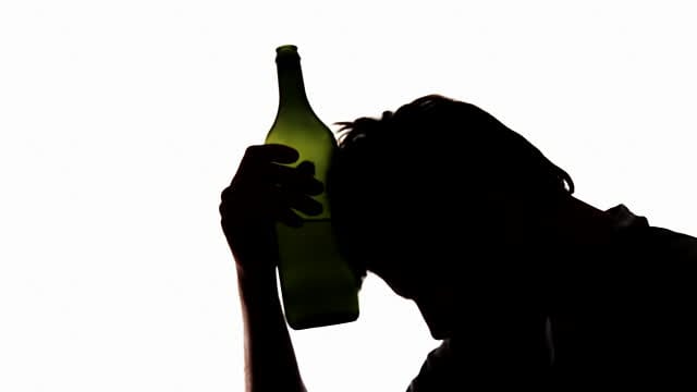 teacher found drunk in raebareli