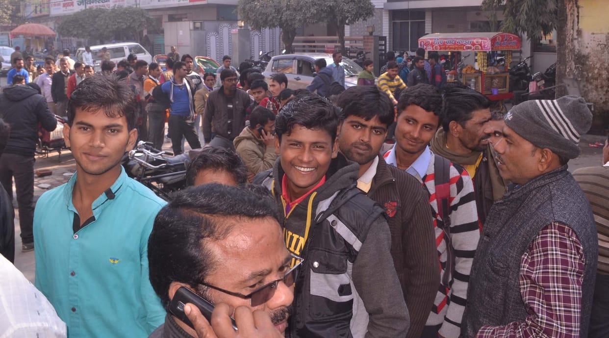 Enraged people prevented from opening a bank in Barkheda