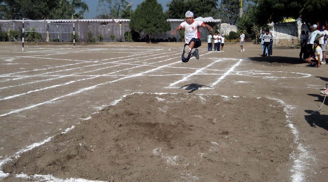 Kho Jr. topped the blue and red house in Senior
