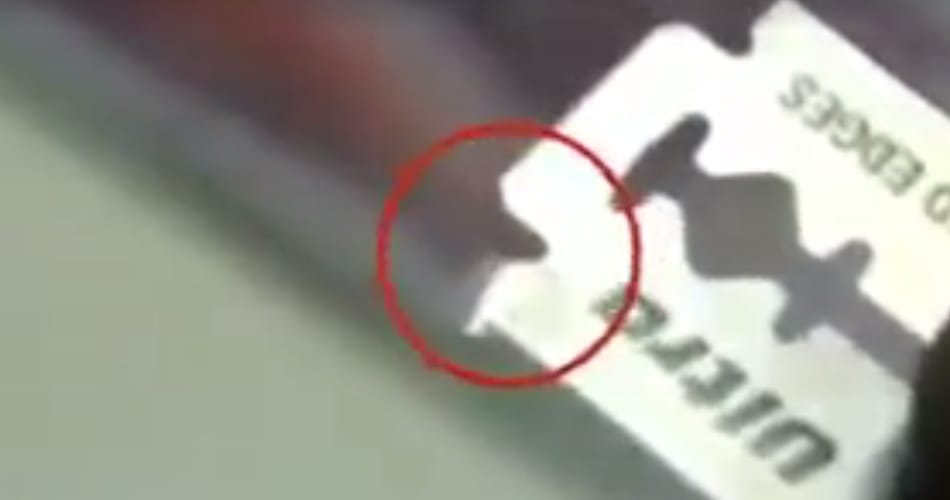 a man found out nano gps chip in 2000 rupee note, video viral on social media