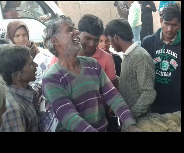 boring mein kisaan par giree dhaay, maut