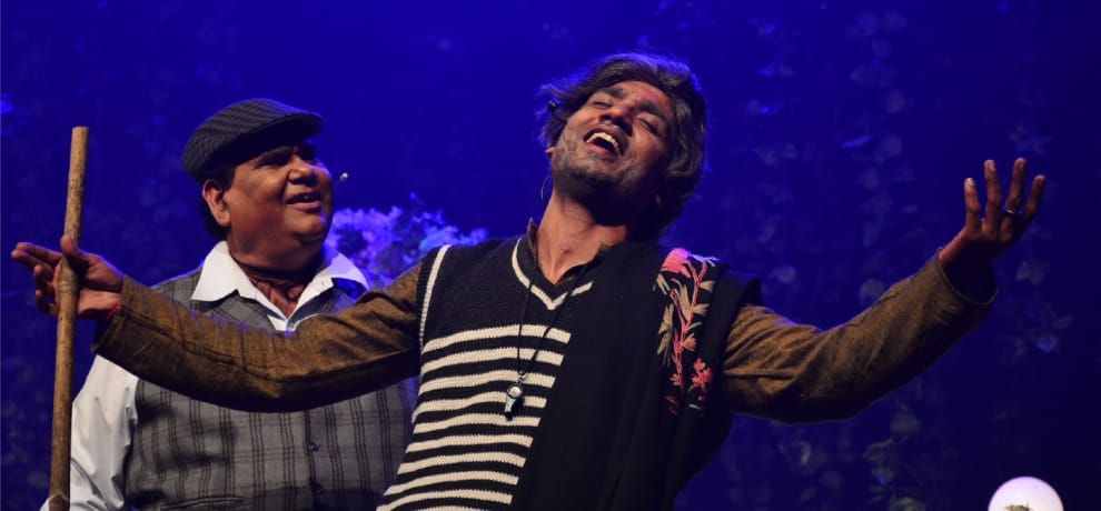 Learn the story of the pain of old age, loneliness and Mr. and Mrs. Murarilal