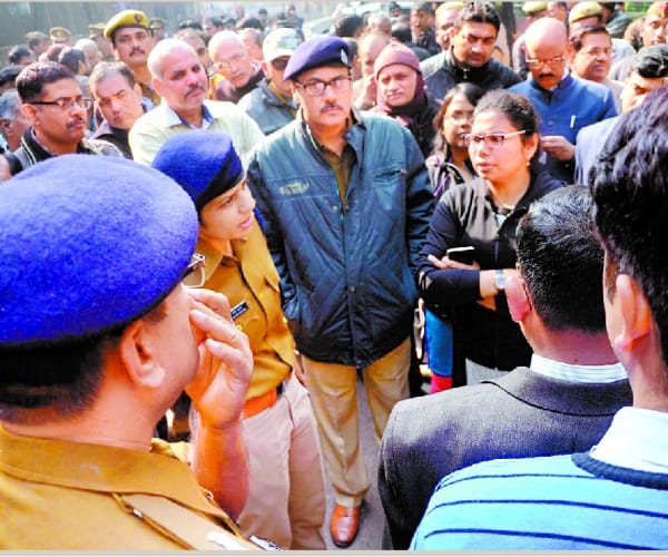 PCS officers to go on strike from tomorrow.