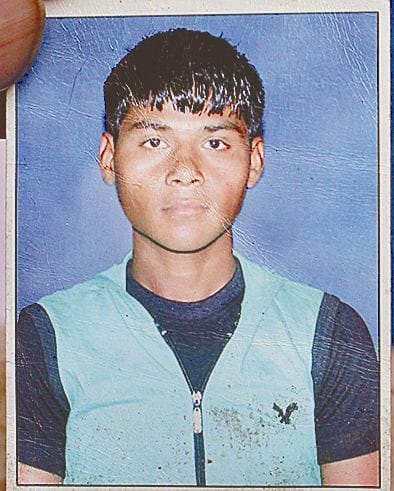young man committed suside due to note ban