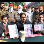 अमृतसर में 16 लाख की करेंसी समेत चार तस्कर काबू