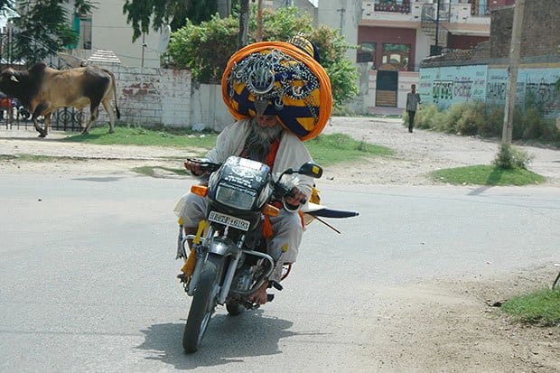 Avtar Singh Mauni wears world's heaviest and longest turban
