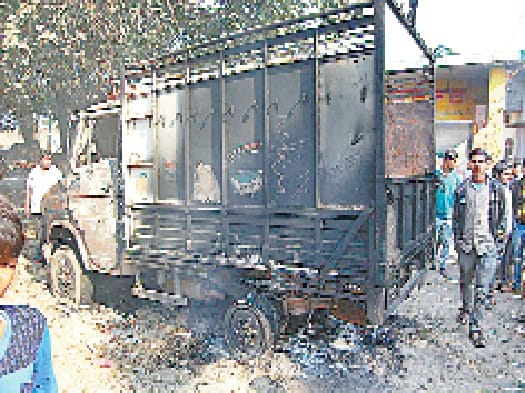 kabristan ke vivad par bawal