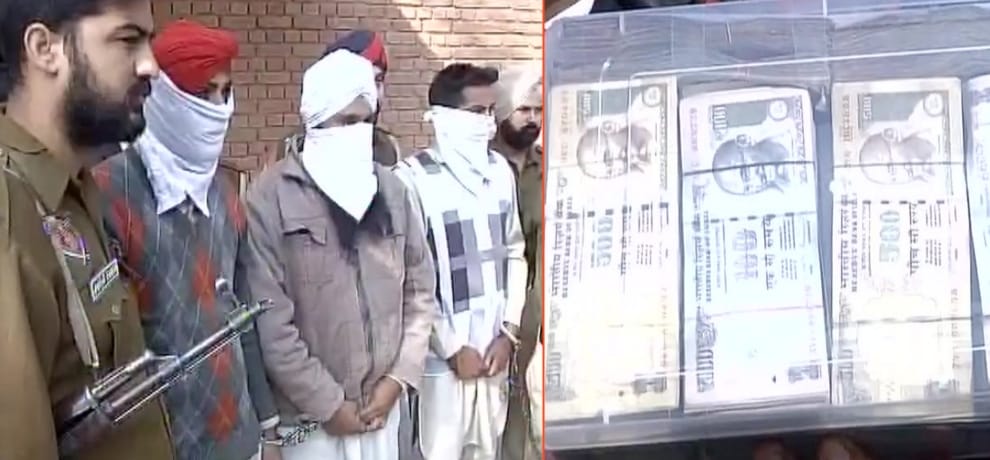 Police took the handle of black money jugglers, new and old currency from Pakistan Wire