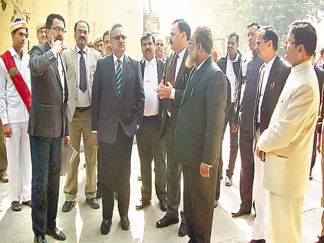 Power department will stop the salary of two Xen