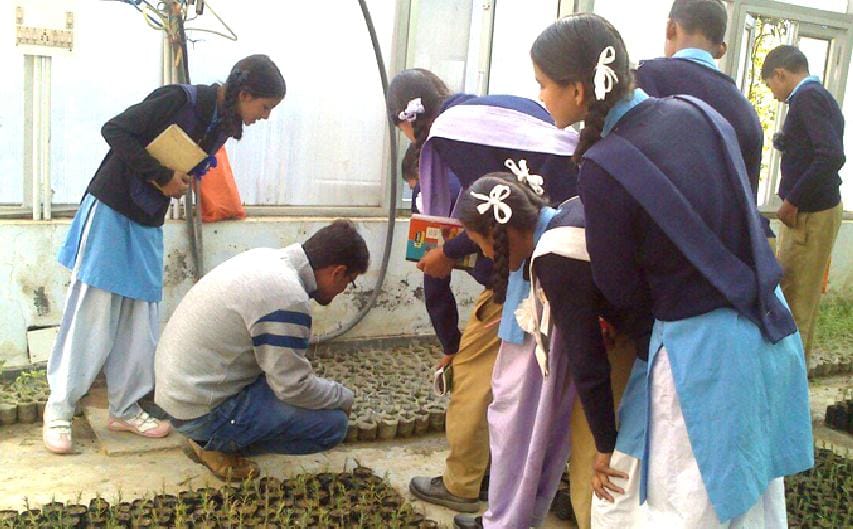 Educational tour of CIMAP