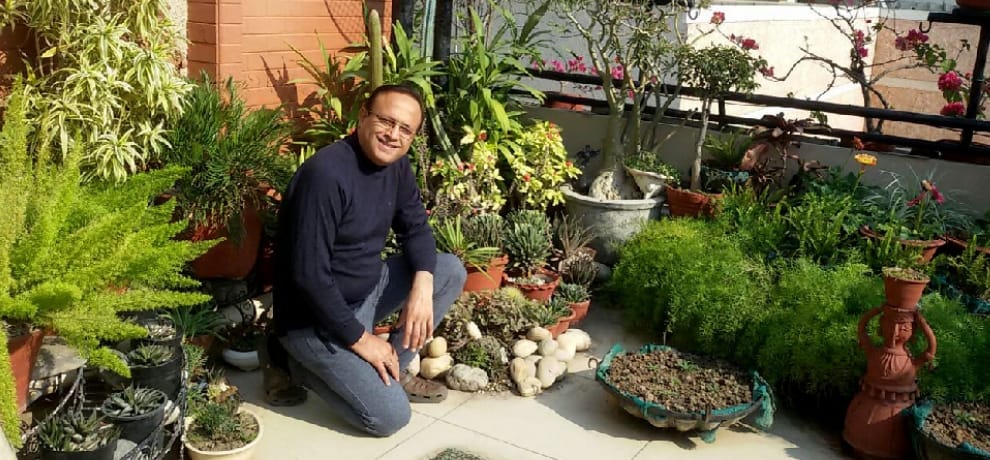 And father learned of the amazing hobby of photography gardening Sikhayi