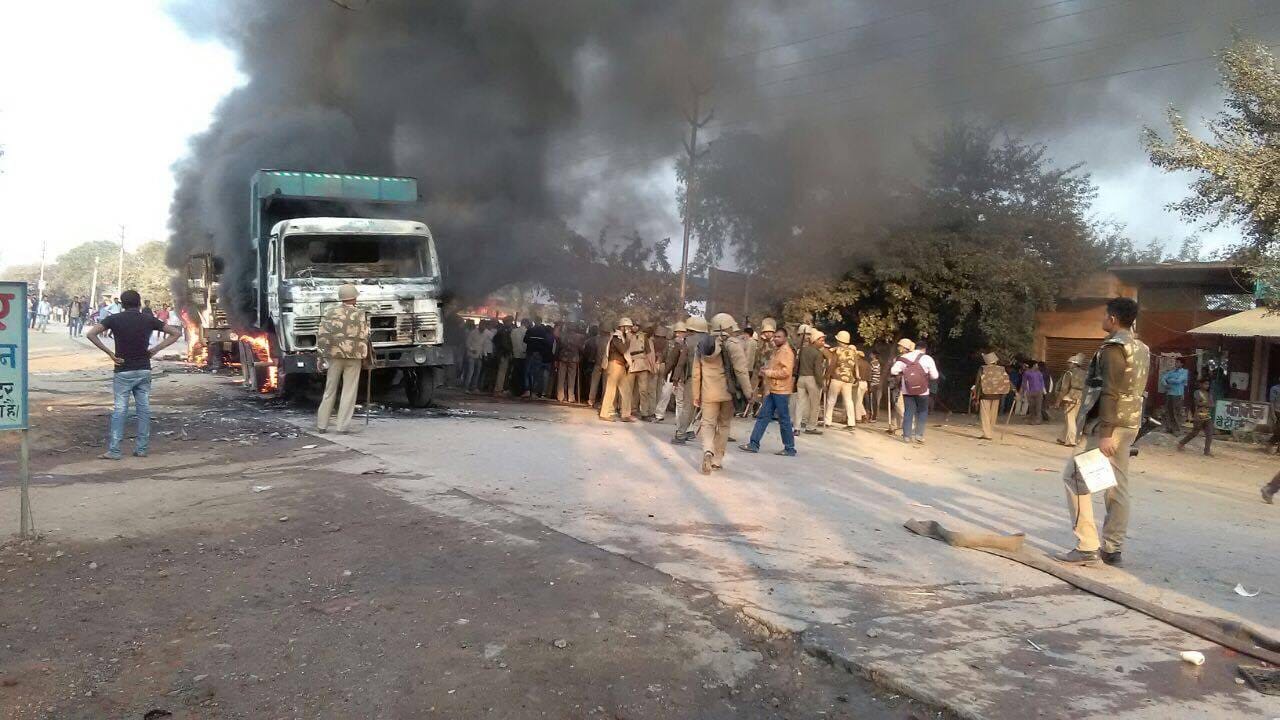 mob put in a fire two dumper and one brigade