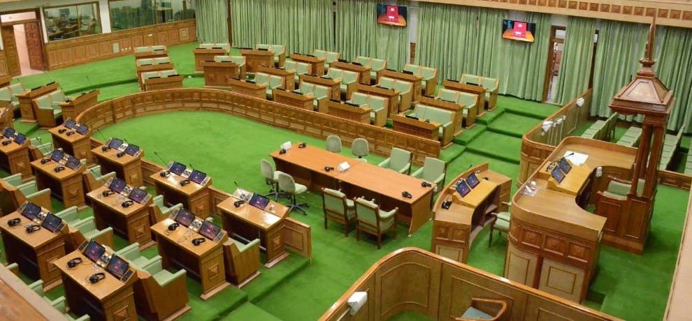 Himachal Vidan Sabha Paperless with information technology