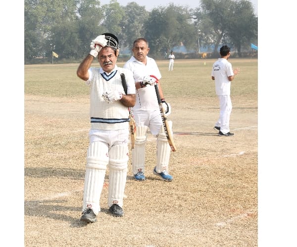  IPS 11 defeated IAS 11 again.