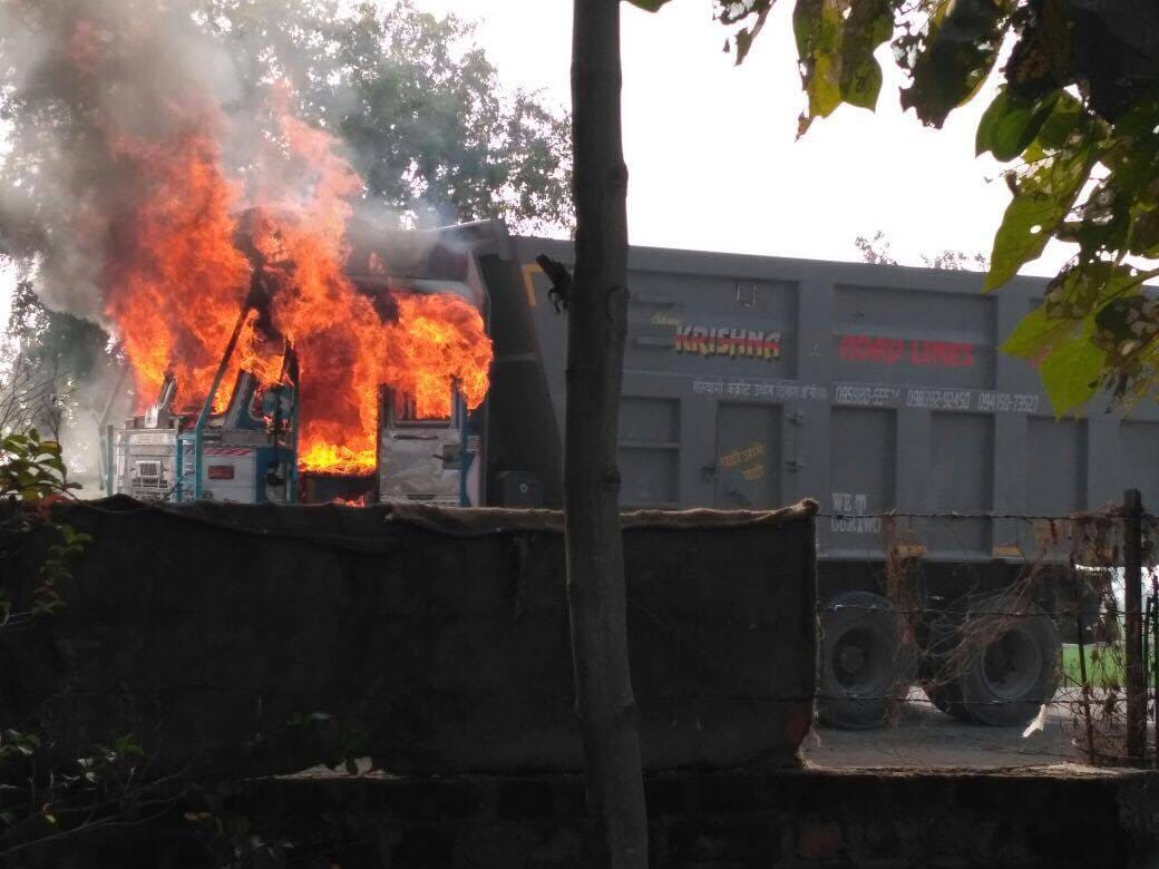 mob put in a fire two dumper and one brigade