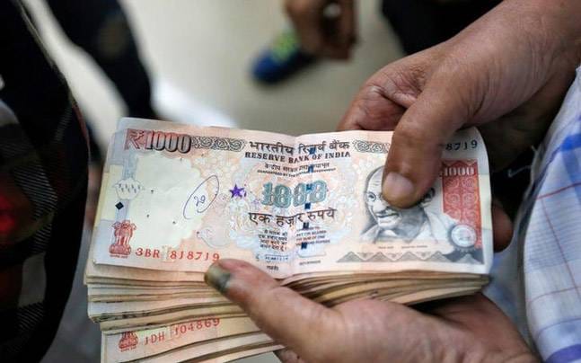 9000 crore deposited in district cooperative banks in 5 days