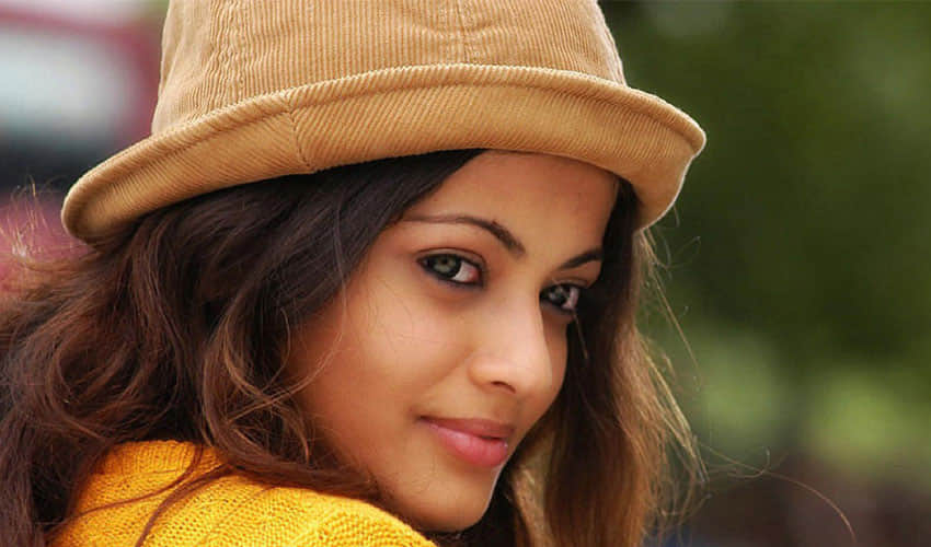 birthday special story on sneha ullal and her hobbies