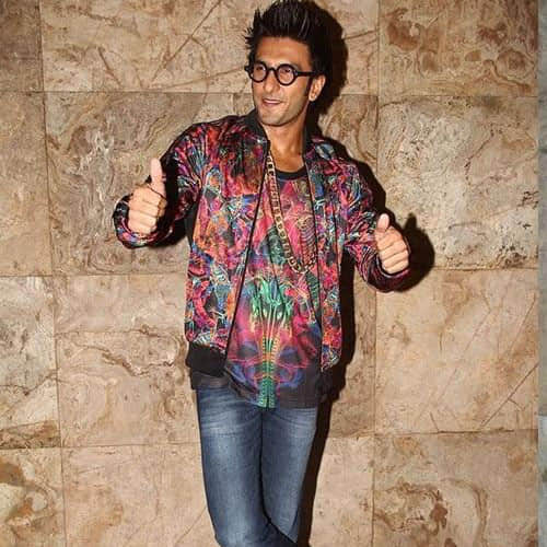 funny jokes on ranveer singh's weird outfit 
