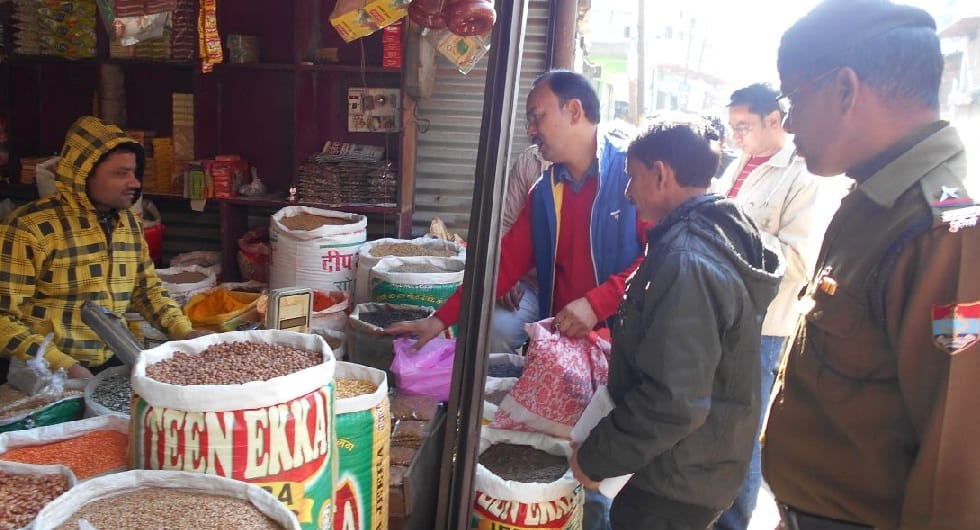 noodles, soaps demands saw lowest dip in demand during demonetisation