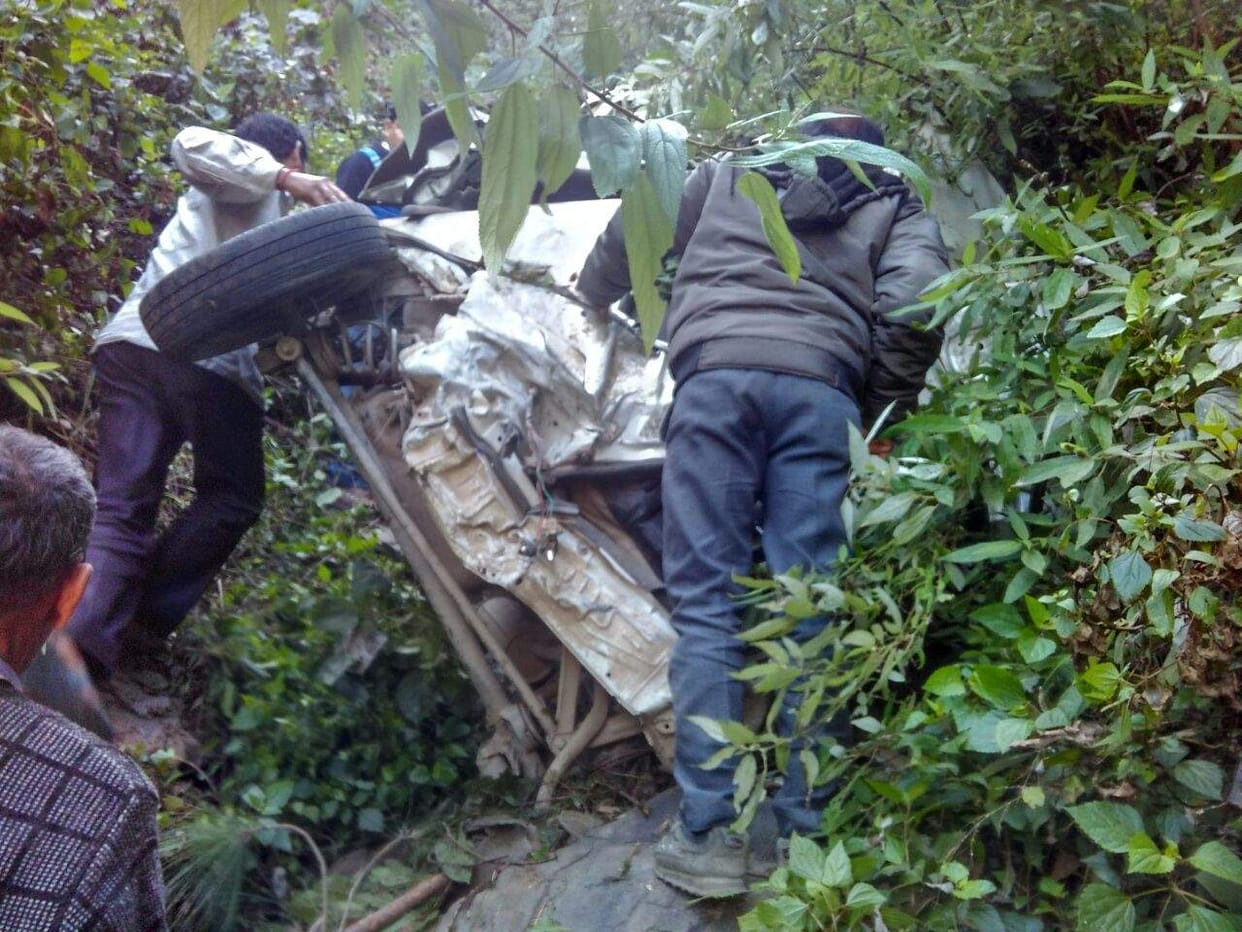 Ymkeshhwar of five people killed in a wave of mourning