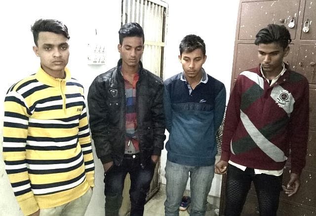 Fake number plate of the vehicle thief imprisoned