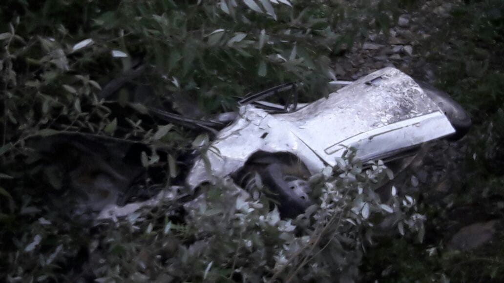 car fell in 500 meter deep trench.