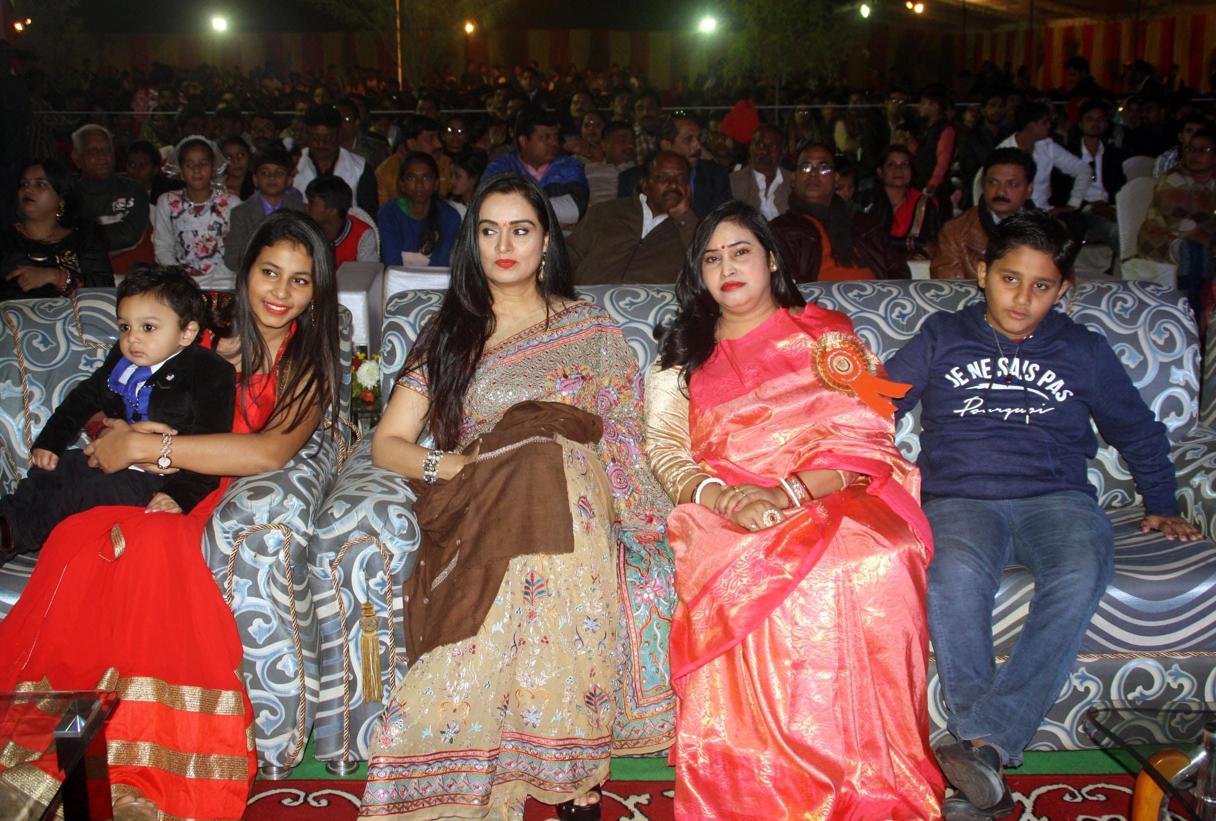 padmini kolhapure at varanasi