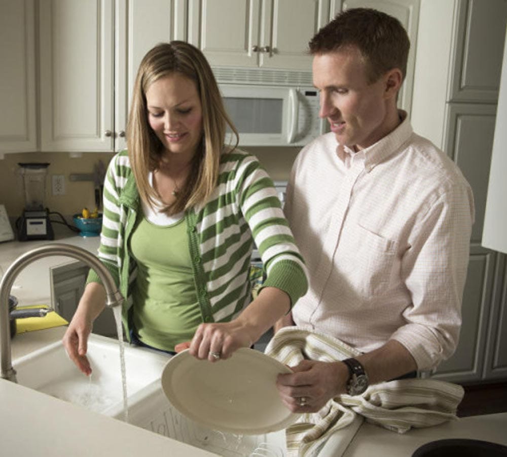 reason why men wants to be in a live in relationship
