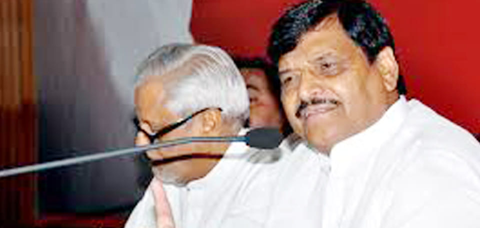 shivpal said poor are dying after notban