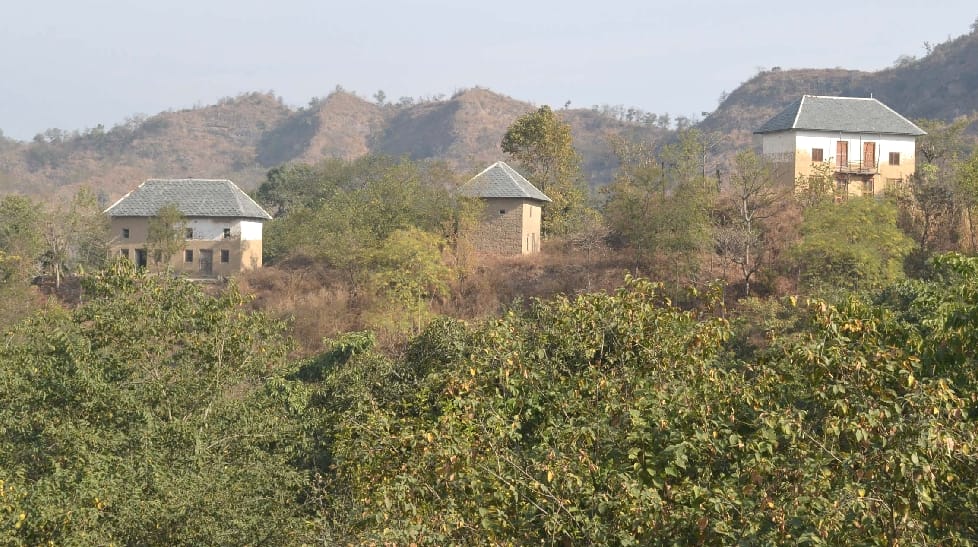 No Raod Facilities in Hamirpur Villages.