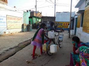  Forty years on from the shoulder carry water Pipia