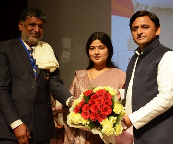  akhilesh yadav on yashbharti award.