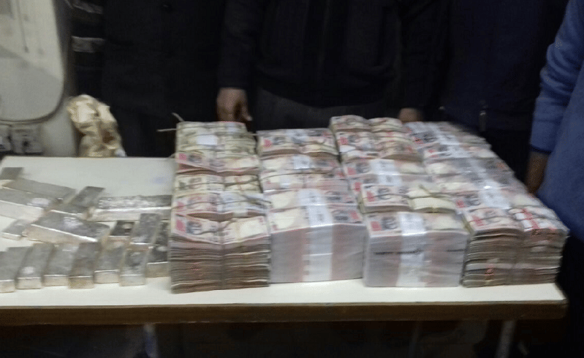 2.67 crore recovered from the premises of the Executive Engineer