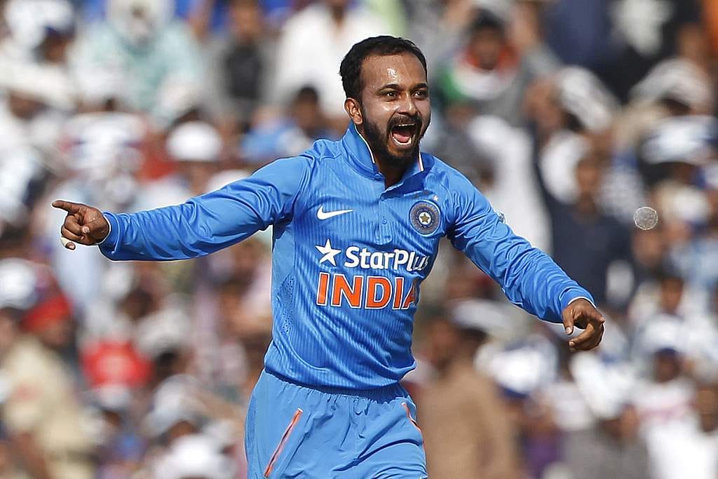 How Kedar Jadhav Became Strong After Eating Chicken
