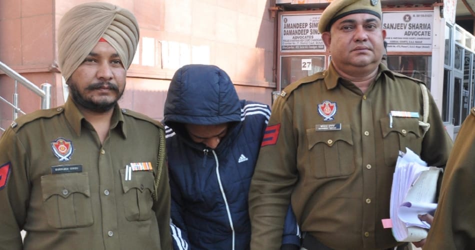 2000 rupee fake note mohali gang master mind arrested