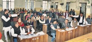 Amid the din, the municipality revised budget