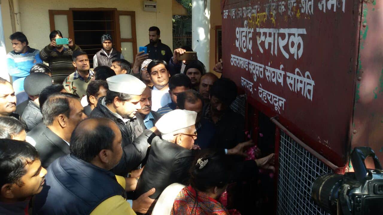 nd tiwari start crying.
