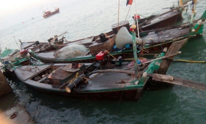 5 boats captured by Coast Guard in Indian border